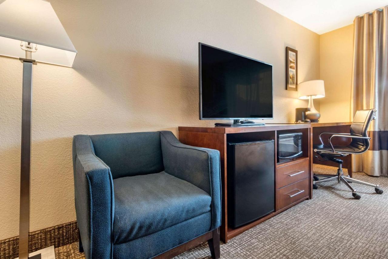 Comfort Inn & Suites South Hill I-85 Buitenkant foto